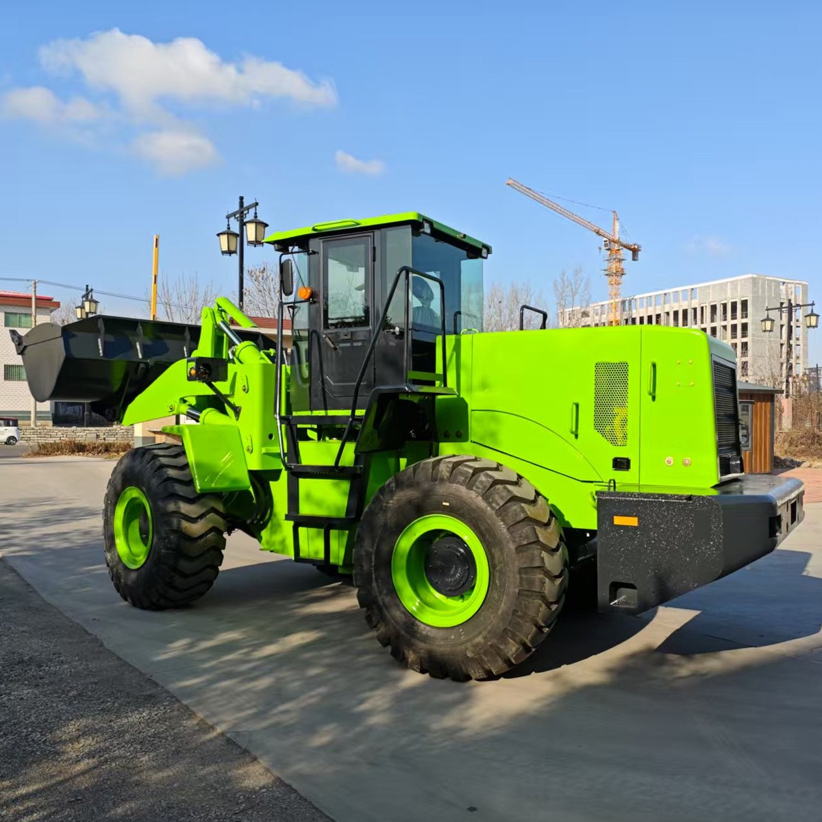 Loader - 656G electric