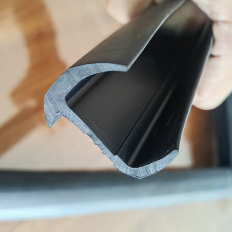 EPDM Rubber Insulation Compartment Truck Door Seal Strip Reefer Container Rubber Door Seal Gasket