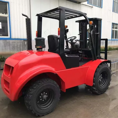 2WD 3吨越野柴油叉车，配备日本发动机，伸缩臂叉车