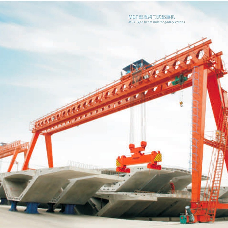 Made in China, flexible operation, mini 250kg/500kg wall-mounted jib crane (equipped with European-style wire rope electric hoist).