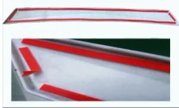 The tailgate trunk was converted into a decorative strip