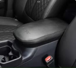 Suitable forRongfang RAV4 Armrest box cover