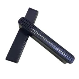 Anti-blocking protective cover for air conditioning outlets