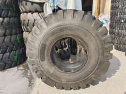 Loader tire 26.5-25