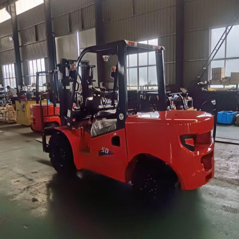 Shanlin Heavy Industry - 5-ton forklift