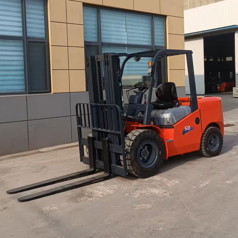 Shanlin Heavy Industry - 5-ton forklift