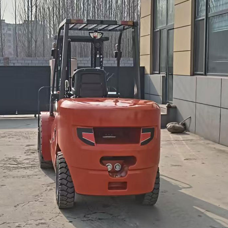 Shanlin Heavy Industry - 5-ton forklift