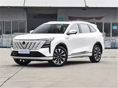 4th Gen CS75PLUS Ultra Qingfeng 2.0T New Blue Whale Powerful Edition